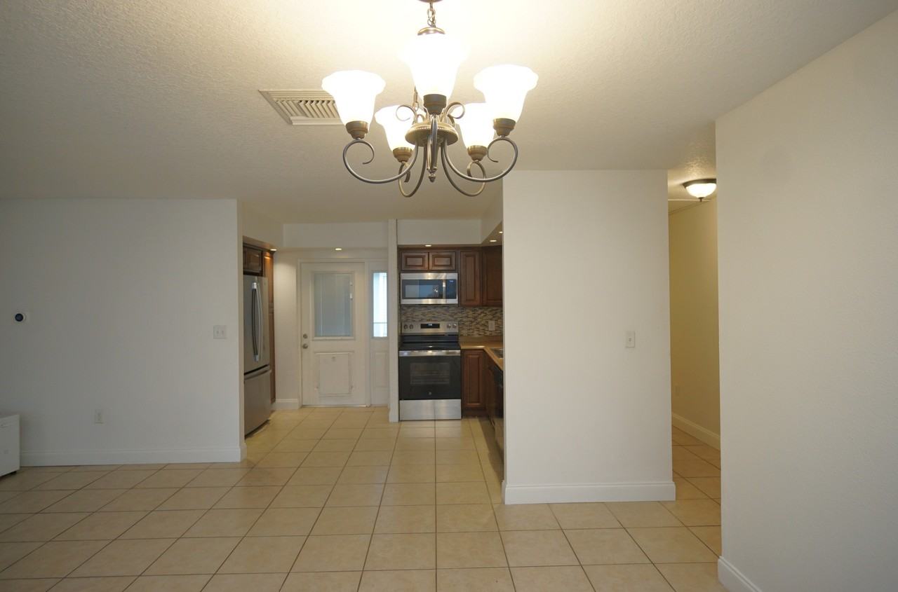 4104 W Leila Ave - Photo 4 of 18