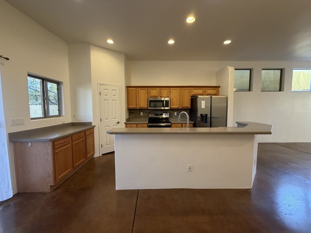 1401 E English Ivy Ct - Photo 4 of 23