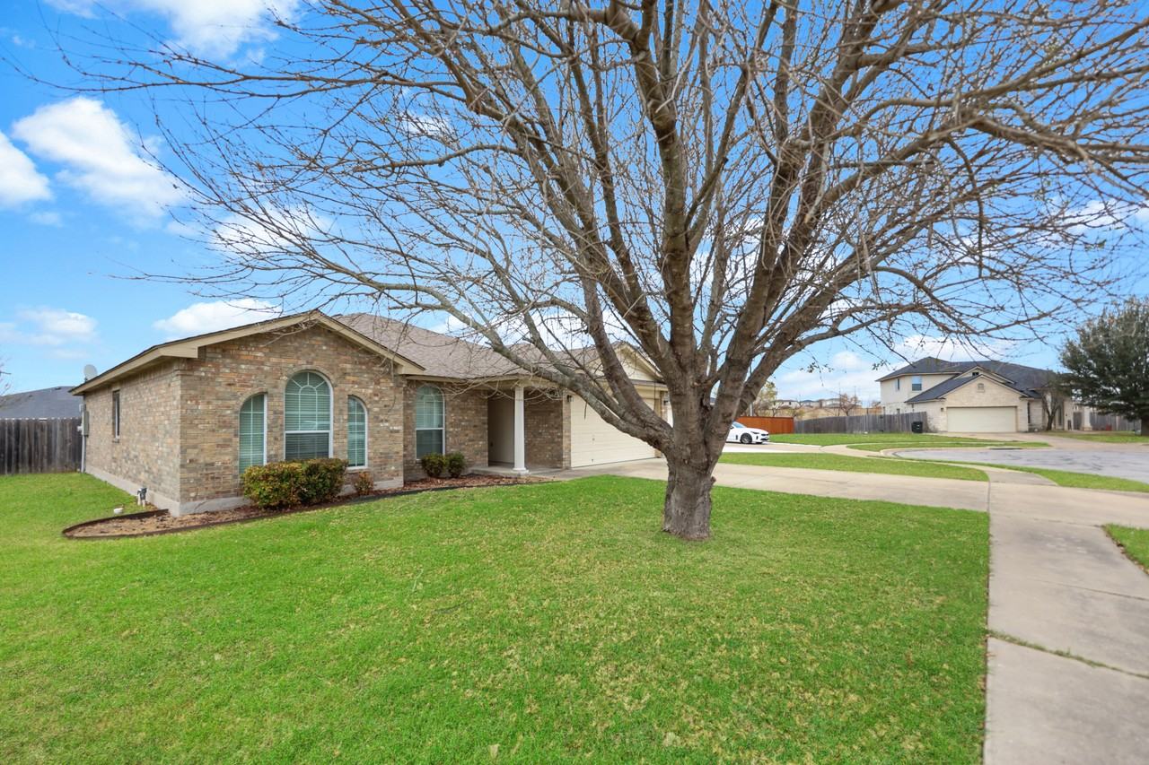 5202 Waltz Ct - Photo 3 of 18