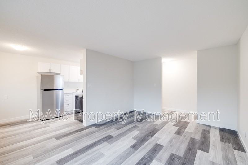 9750 82 Ave Nw - Photo 5 of 16