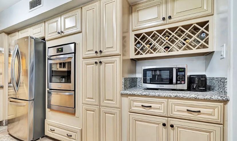 400 S Los Robles Ave #107 - Photo 5 of 7