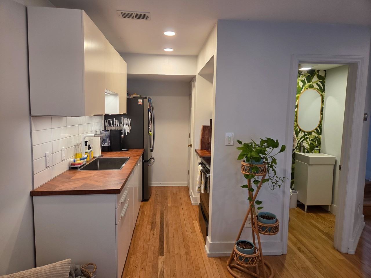 1416 Barton Place Dr - Photo 5 of 21