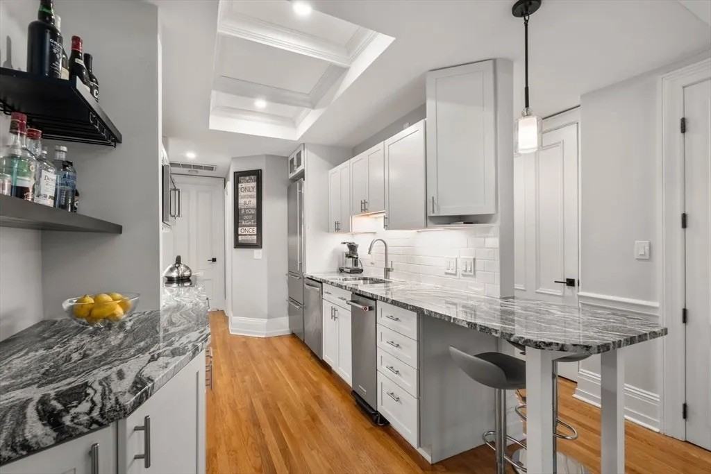 80 Marlborough St - Photo 6 of 16