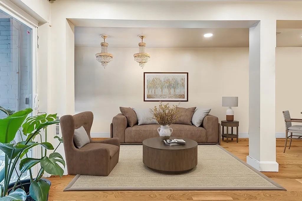 197 Commonwealth Ave - Photo 5 of 22