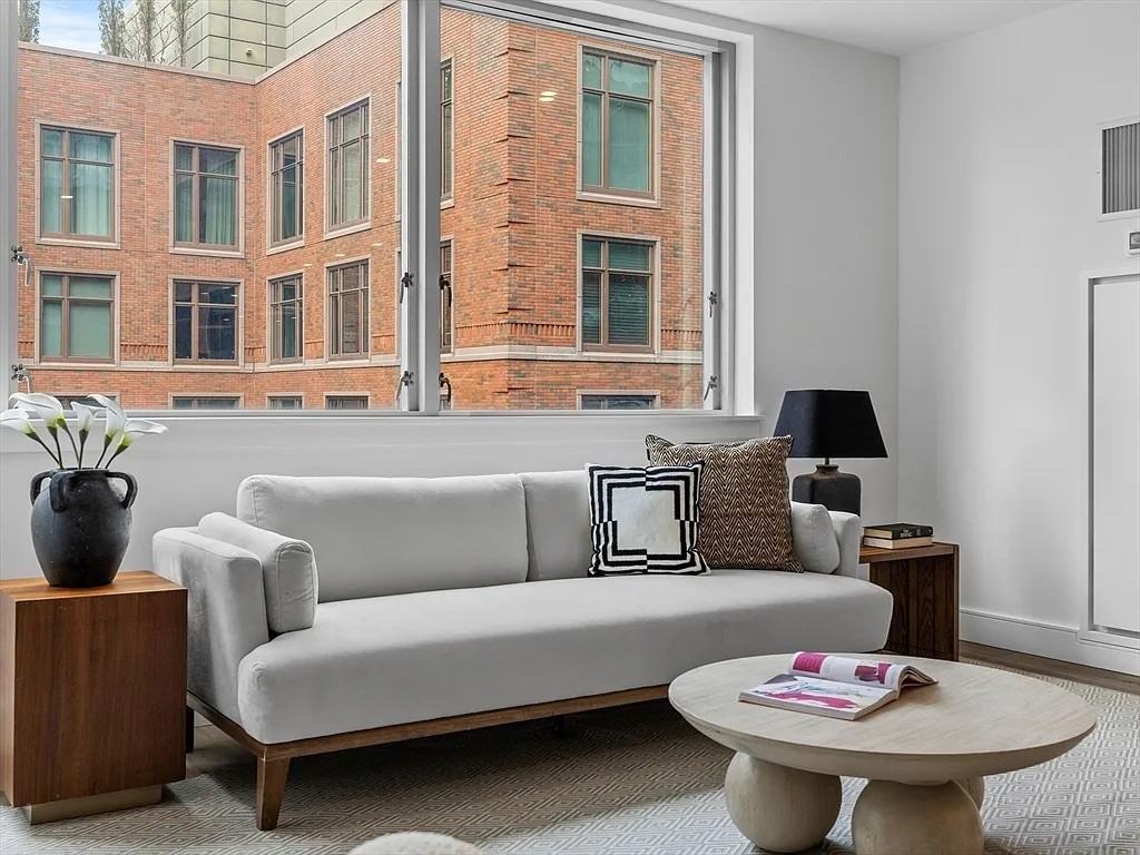 234 Causeway St - Photo 6 of 27