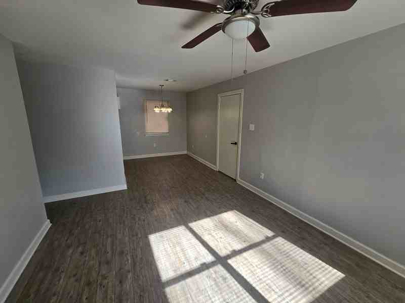 6 Inlet St - Photo 2 of 17