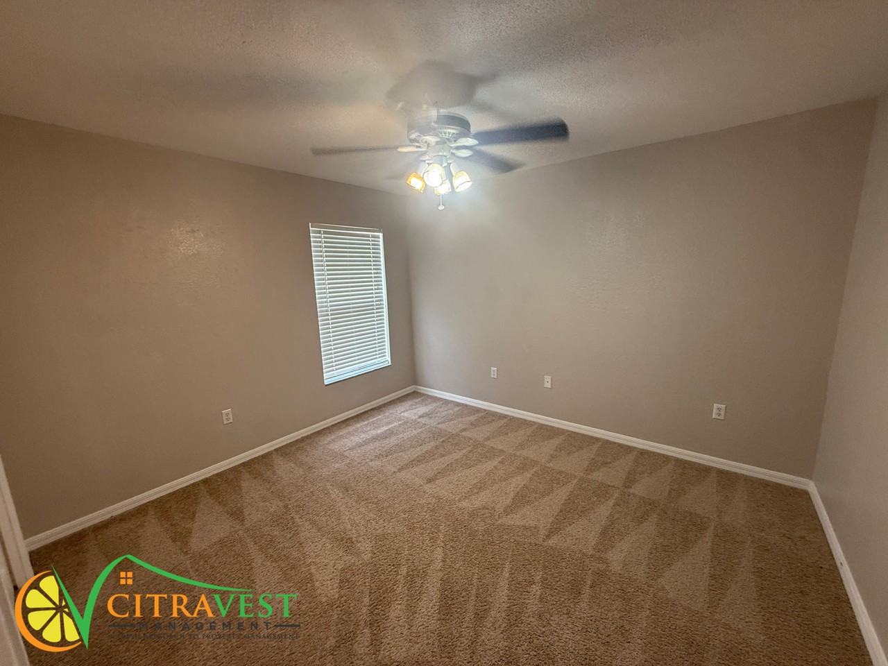 7209 Summit Pl - Photo 7 of 10