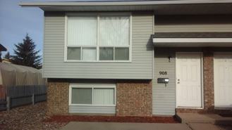 908 Ross Glen Dr Se - Photo 1 of 1