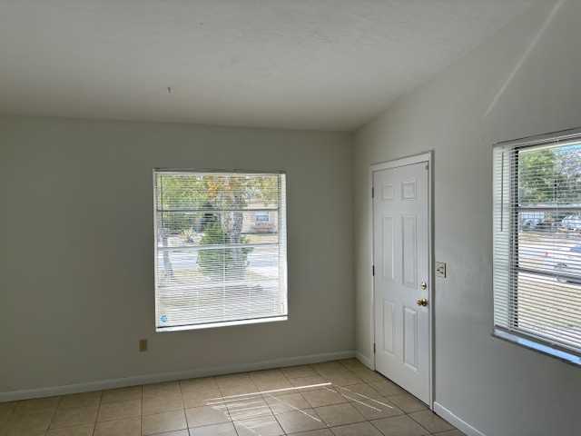 6441 Holiday Dr - Photo 2 of 17