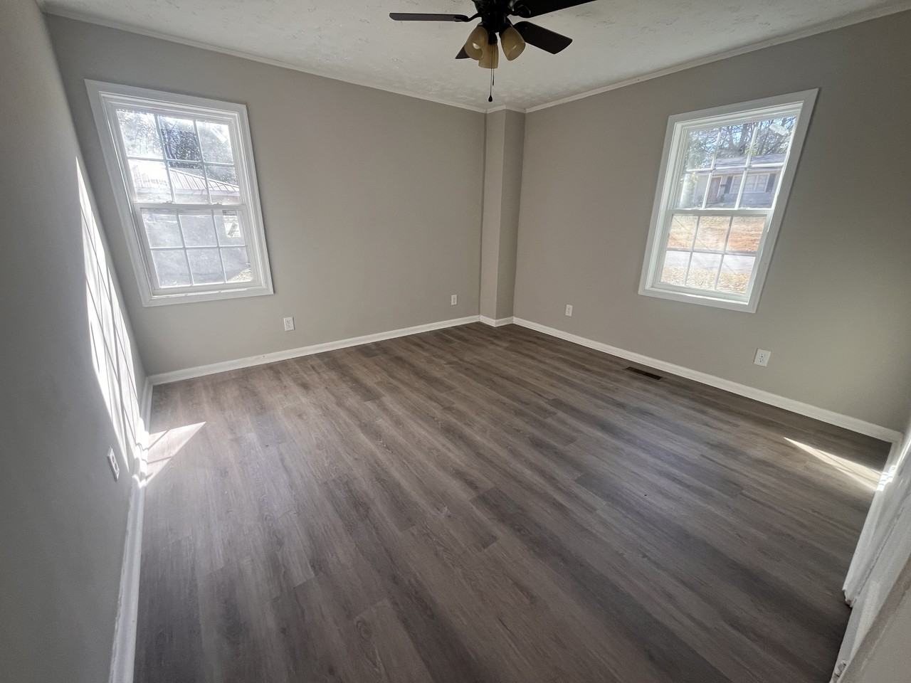 107 Merrill St - Photo 6 of 25