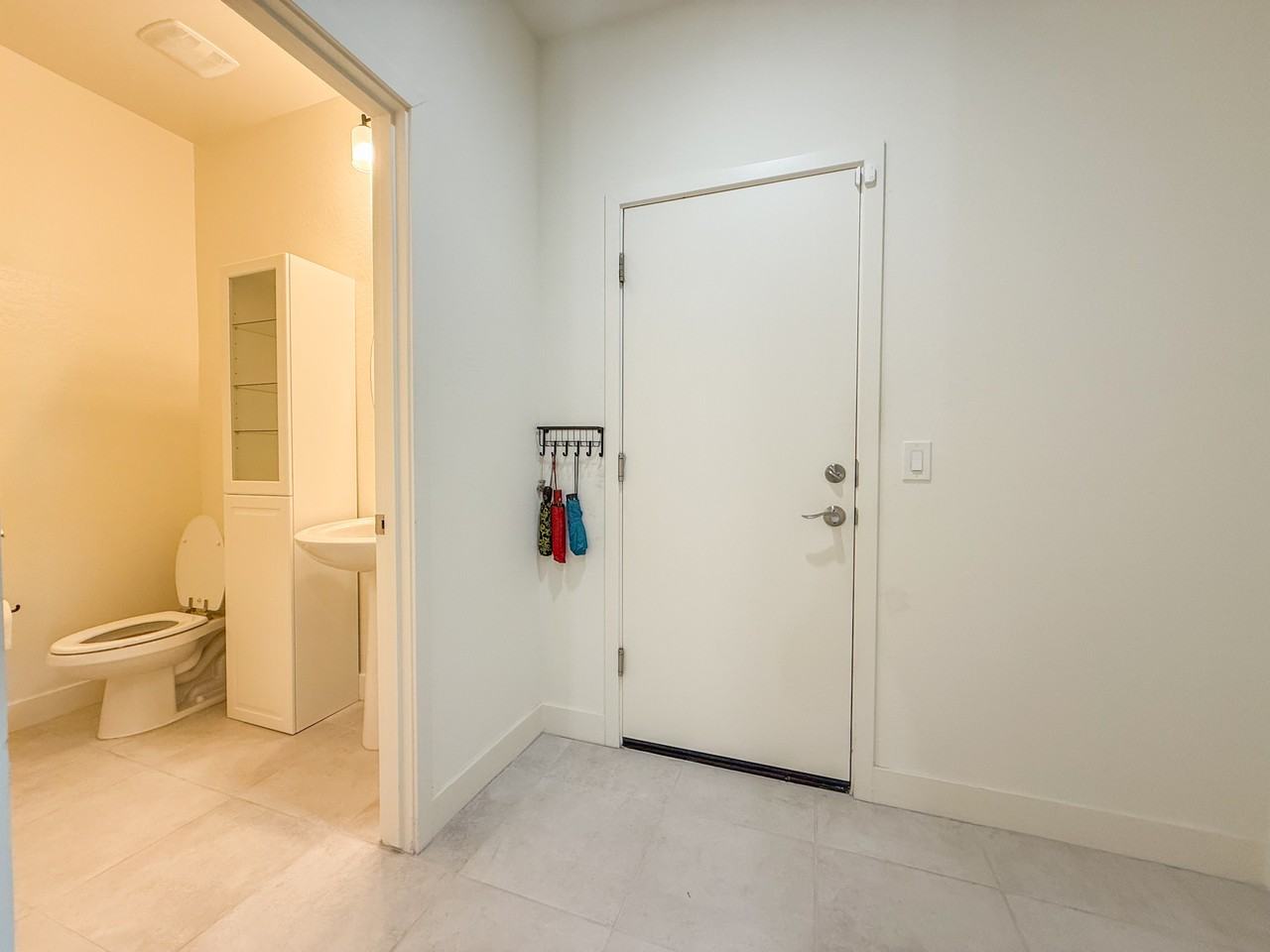 10545 E Texas Ave - Photo 7 of 40