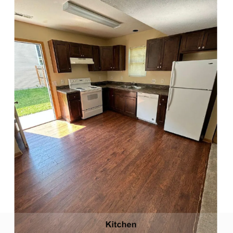 3115 Holdrege St #1 - Photo 6 of 12