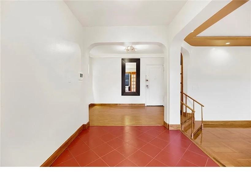 260 Ocean Pkwy #6D - Photo 3 of 12