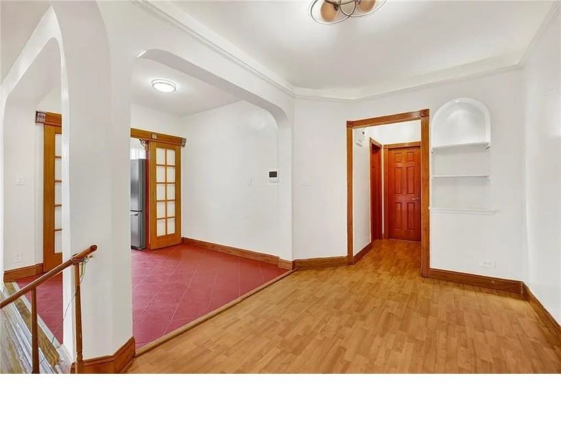 260 Ocean Pkwy #6D - Photo 5 of 12