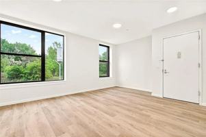 featured image of 359 Bronx River Ave #2B