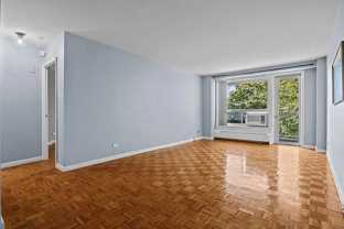 2575 Palisade Ave #2J - Photo 1 of 1