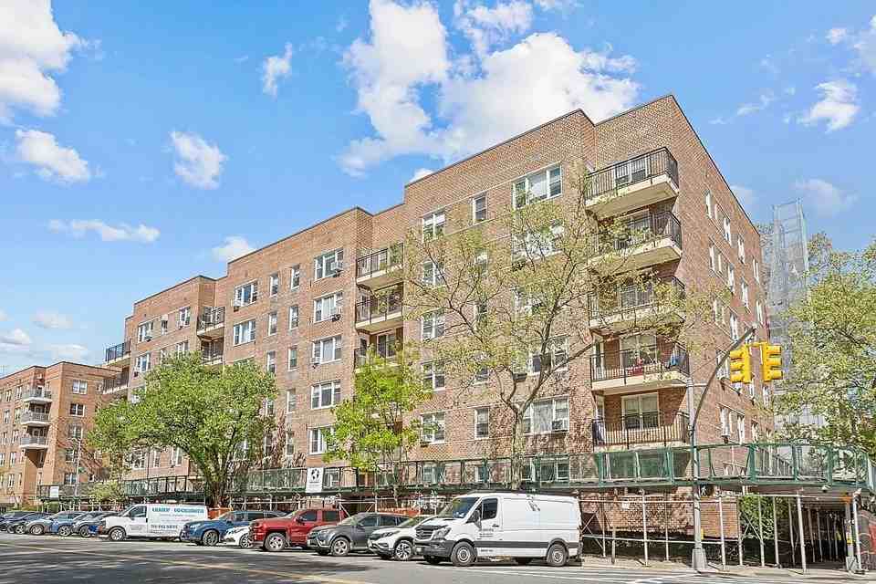 3720 Independence Ave #5G - Photo 7 of 7