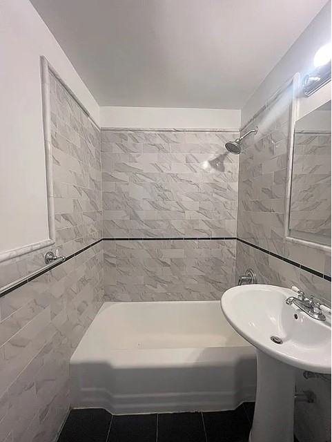 5425 Valles Ave #5C - Photo 5 of 6