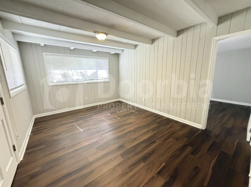 6349 Kimberly Ln - Photo 4 of 10