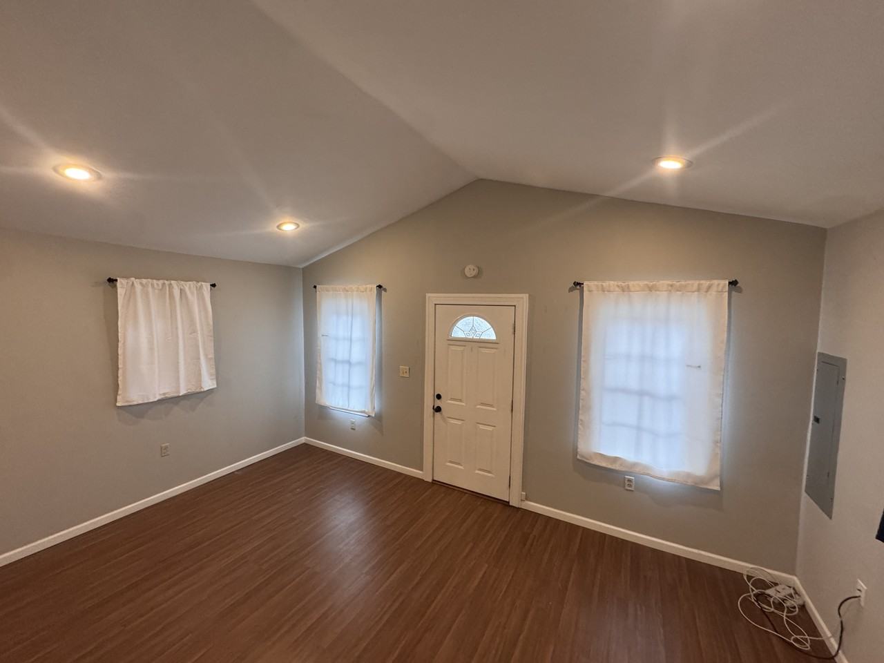 129 Main St - Photo 3 of 15