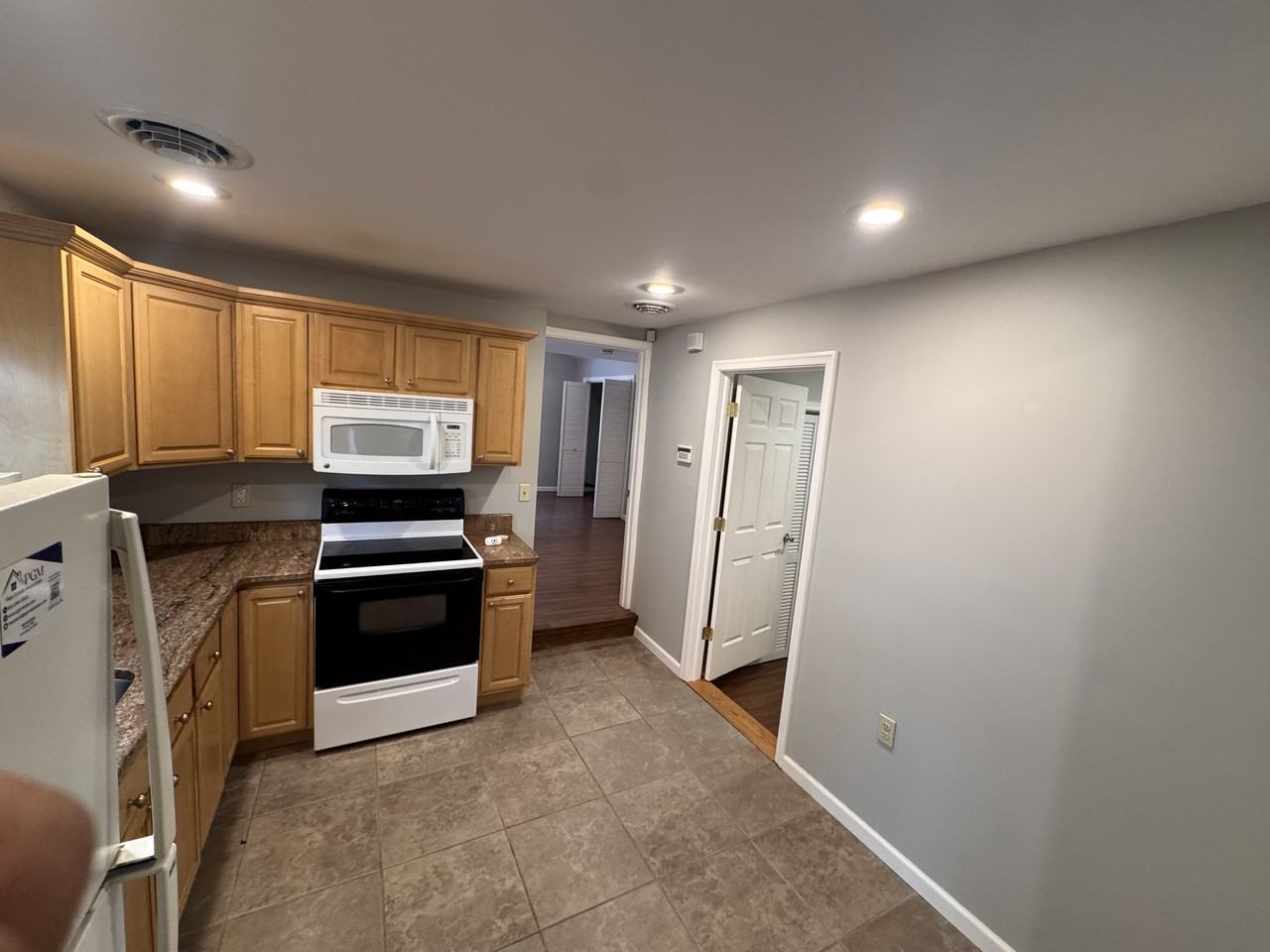 129 Main St - Photo 7 of 15