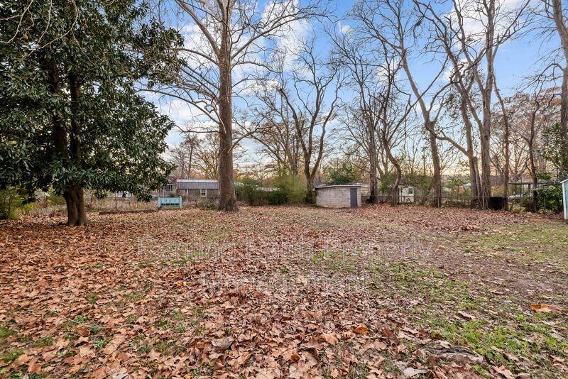 125 Kentwood Ave - Photo 7 of 18