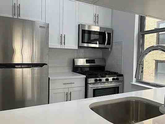 556 3rd Ave #804 - Photo 2 of 14