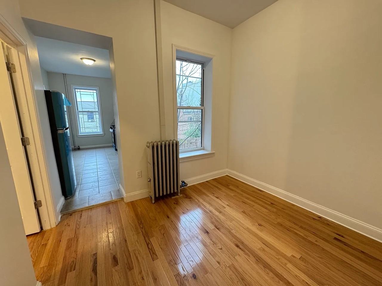 1072 Putnam Ave #2 - Photo 3 of 8