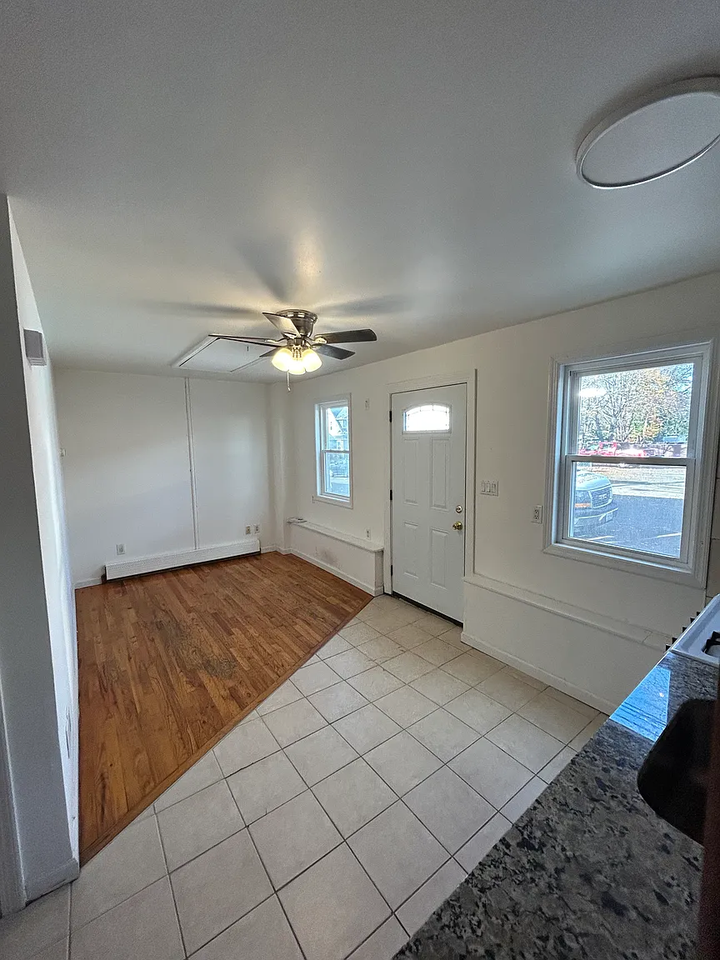 6 Joan Pl #1 - Photo 7 of 7