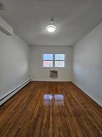 featured image of 3238 36th St #1A
