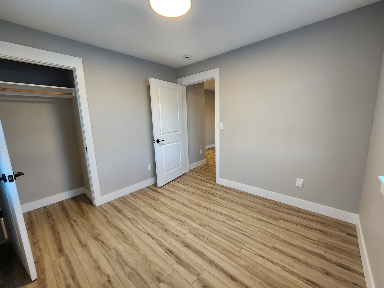 207 Spruce Rd - Photo 5 of 41