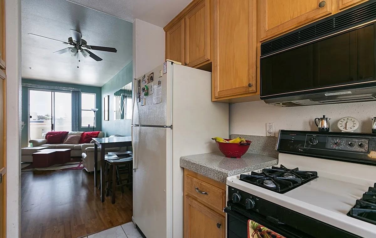 3919 Normal St - Photo 3 of 7