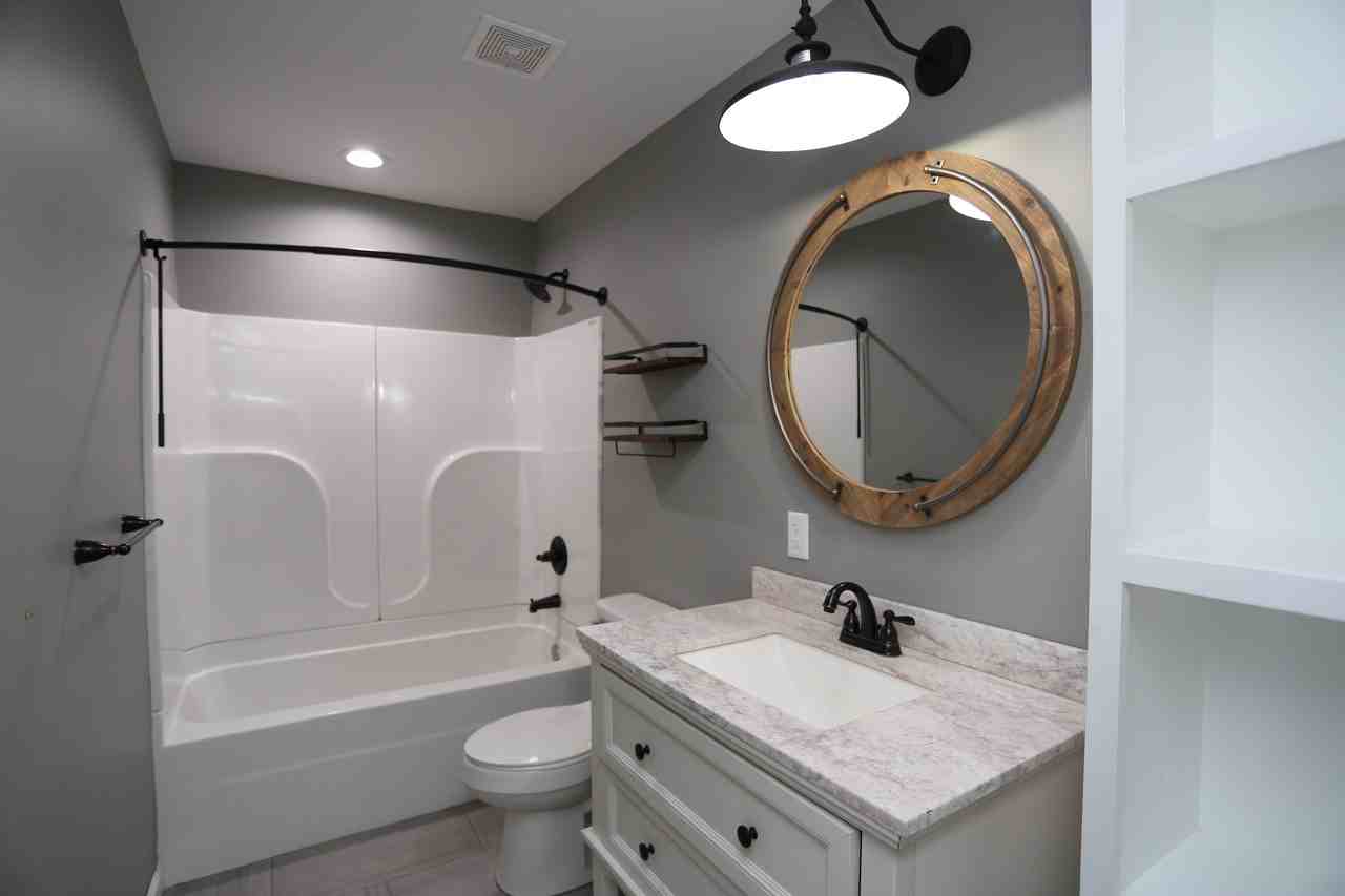 211 Pretoria Rushing Rd - Photo 2 of 12