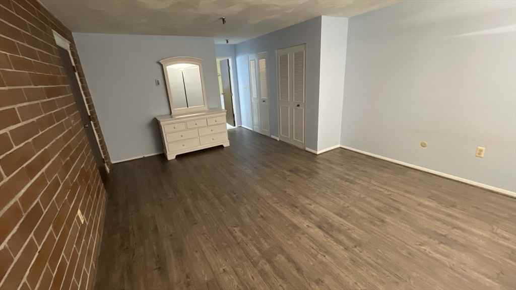 115 W Squantum St #613 - Photo 3 of 15
