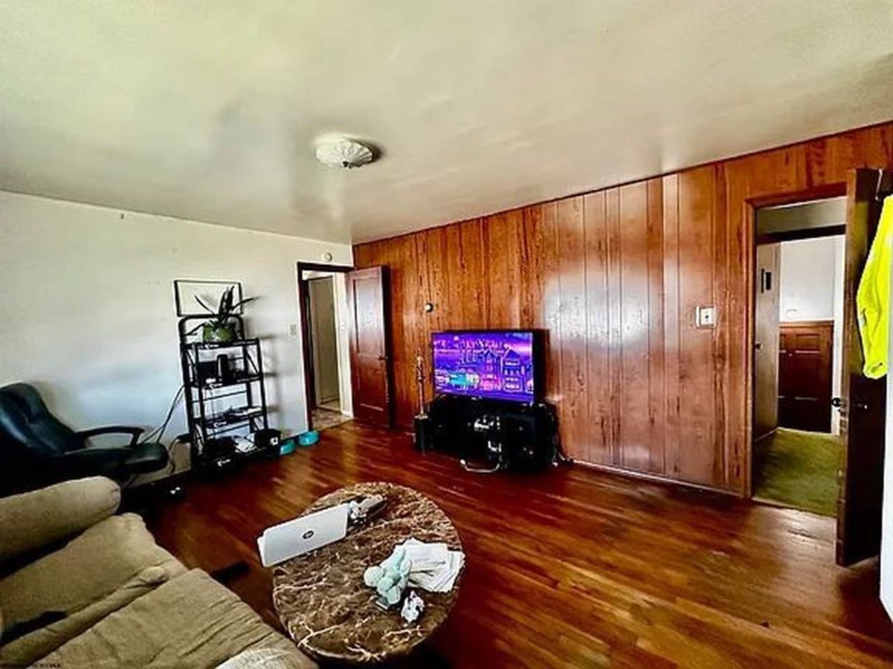 704 Maryland Ave #B - Photo 6 of 10