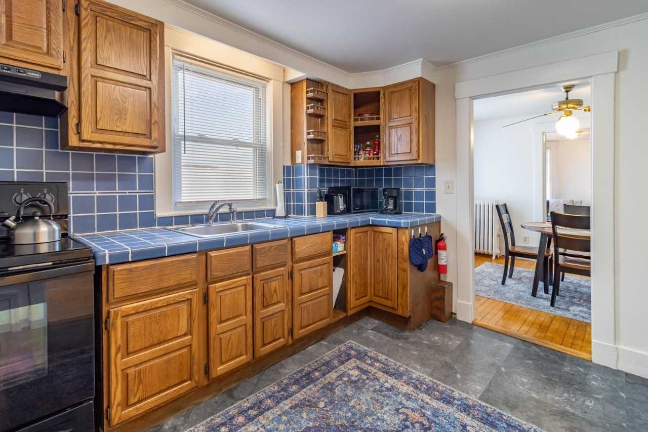 87 Cumberland St #3 - Photo 5 of 7