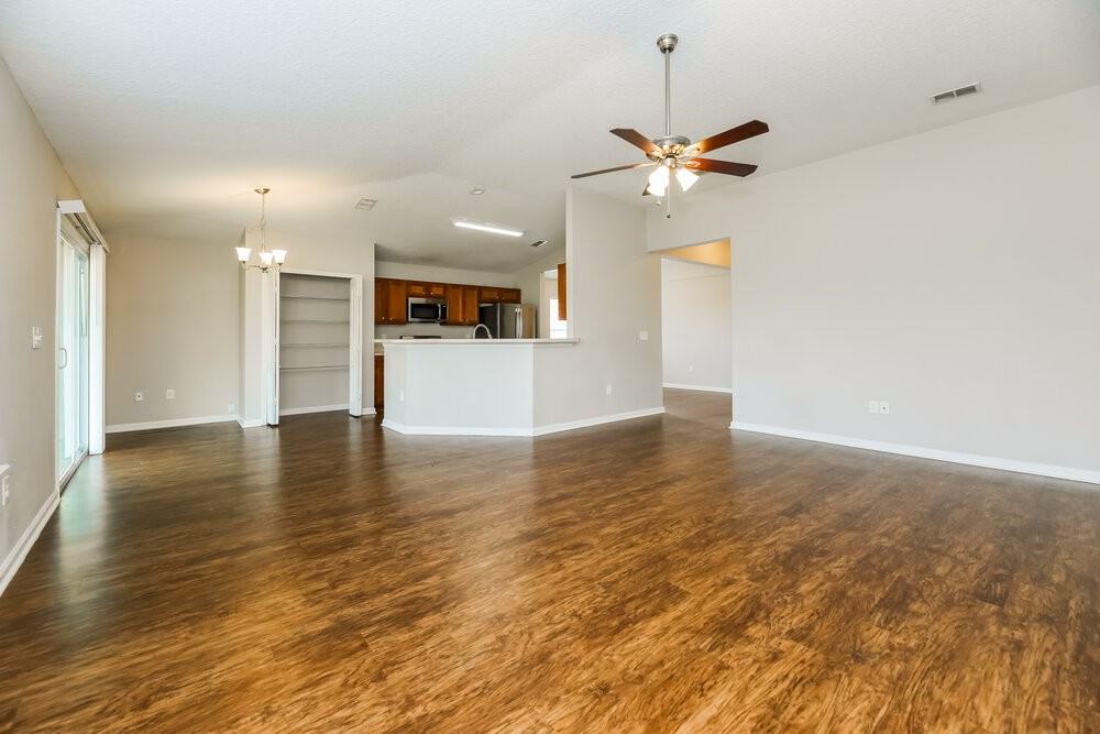 2688 Oak Haven Dr - Photo 5 of 16