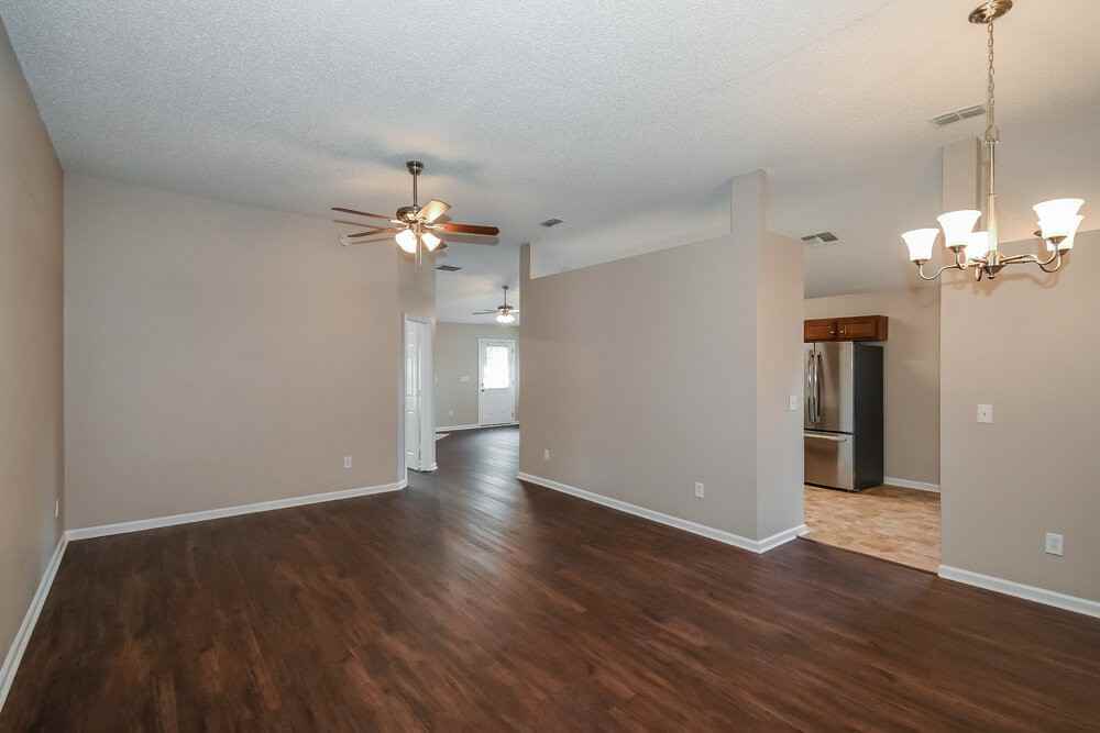 8628 Springtree Rd - Photo 4 of 16