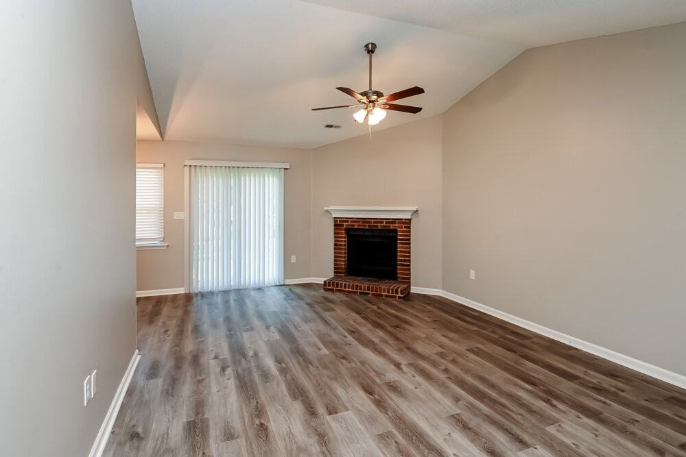 5604 Lyford Ct - Photo 5 of 16