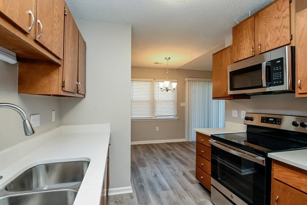 5604 Lyford Ct - Photo 7 of 16