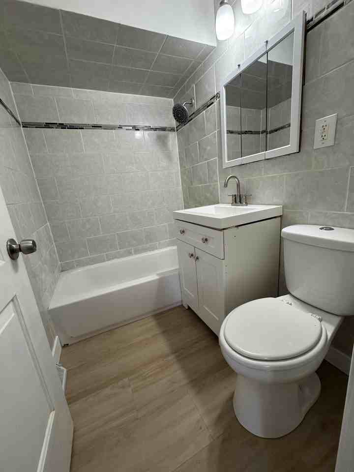 7608 Latrobe Ave #1 - Photo 4 of 13