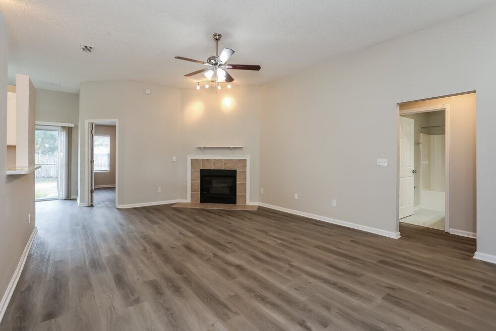 3762 Maddie Ln - Photo 5 of 15