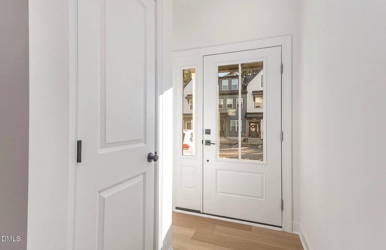 4801 Gossamer Ln - Photo 3 of 12