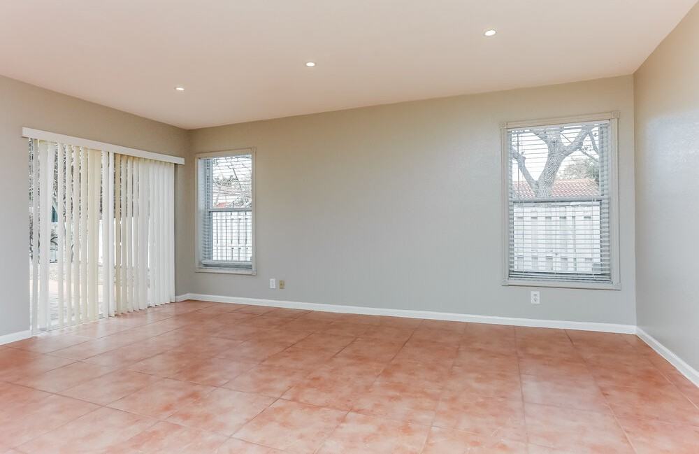 6031 Nw 42nd Way - Photo 5 of 17