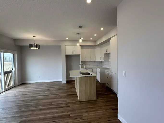 415 Genesis Crt #415 - Photo 2 of 9