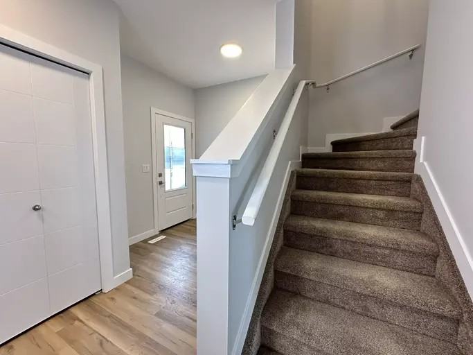 415 Genesis Crt #415 - Photo 4 of 9