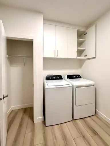 420 Genesis Crt #420 - Photo 3 of 9