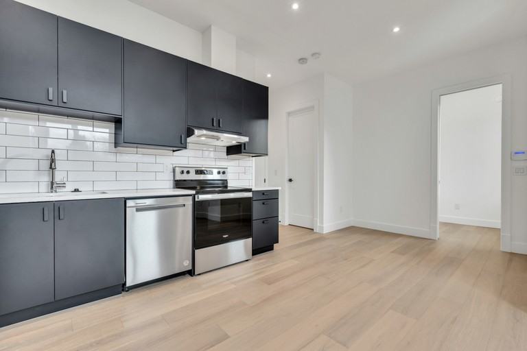 9111 Ryan Crt - Photo 5 of 16