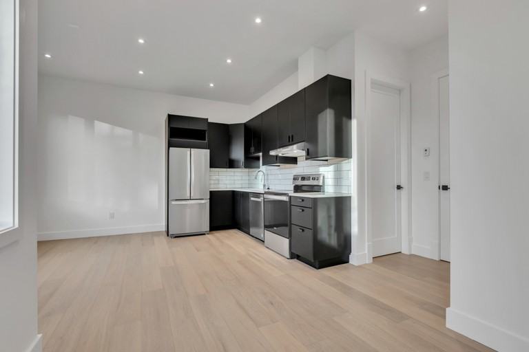 9111 Ryan Crt - Photo 7 of 16