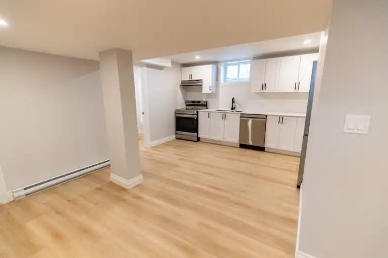 43 Cranbrook St #2 - Photo 2 of 17